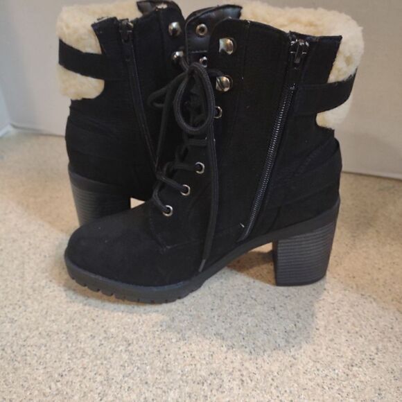 👍 Mudd New Suede Fur Lined Booties Size 6 A11 - Picture 5 of 6